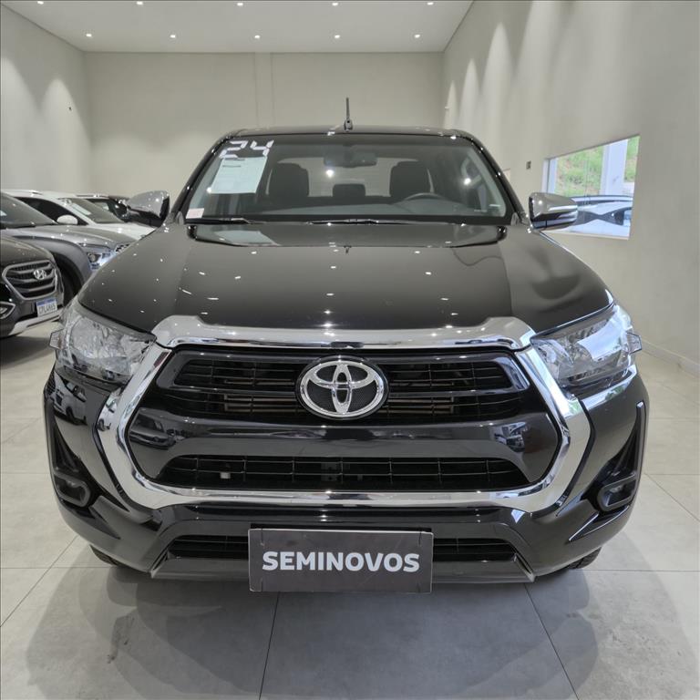 HILUX 2.8 D-4D TURBO DIESEL CD SRV 4X4 AUTOMÁTICO1