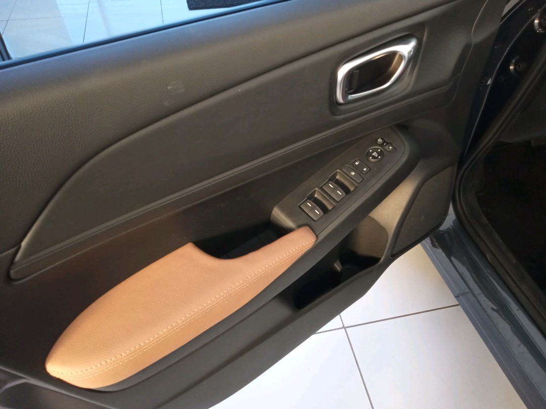 HR-V 1.5 DI I-VTEC FLEX EX CVT10