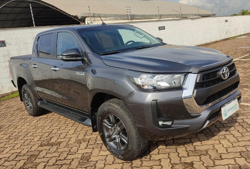 HILUX 2.8 D-4D TURBO DIESEL CD SR 4X4 AUTOMÁTICO2