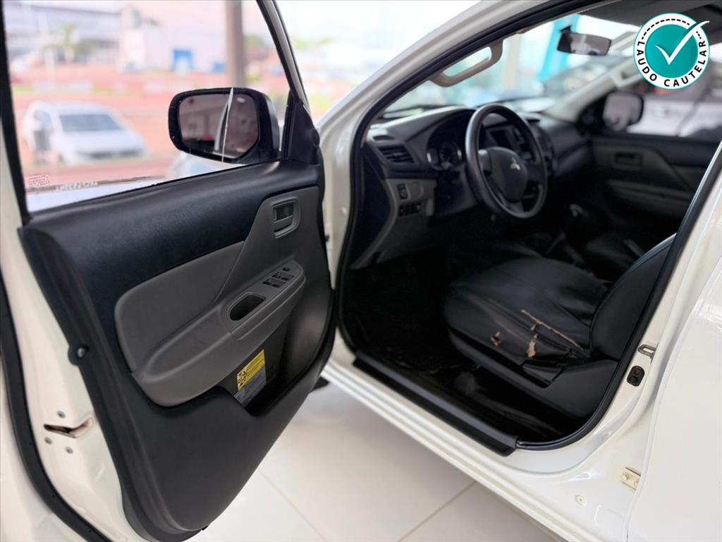 L200 TRITON 2.4 16V TURBO DIESEL GL CD 4X4 MANUAL10