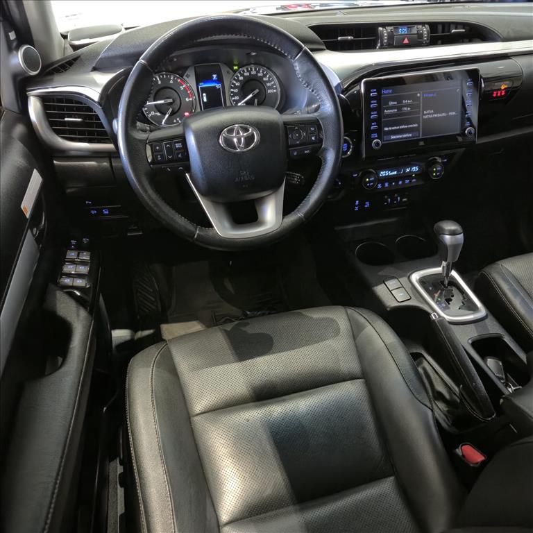 HILUX 2.8 D-4D TURBO DIESEL CD SRX 4X4 AUTOMÁTICO9