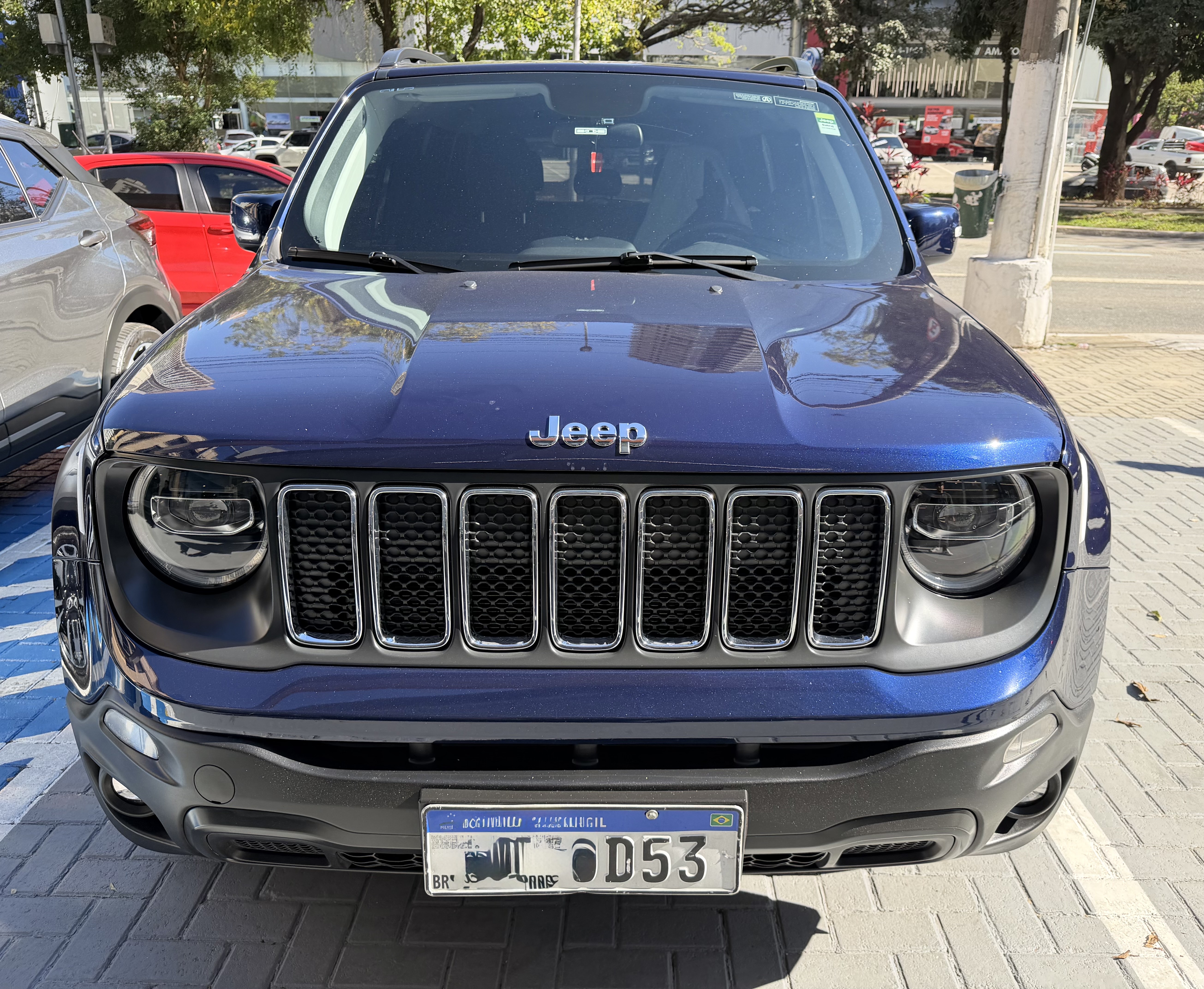 RENEGADE 1.8 16V FLEX LONGITUDE 4P AUTOMÁTICO9
