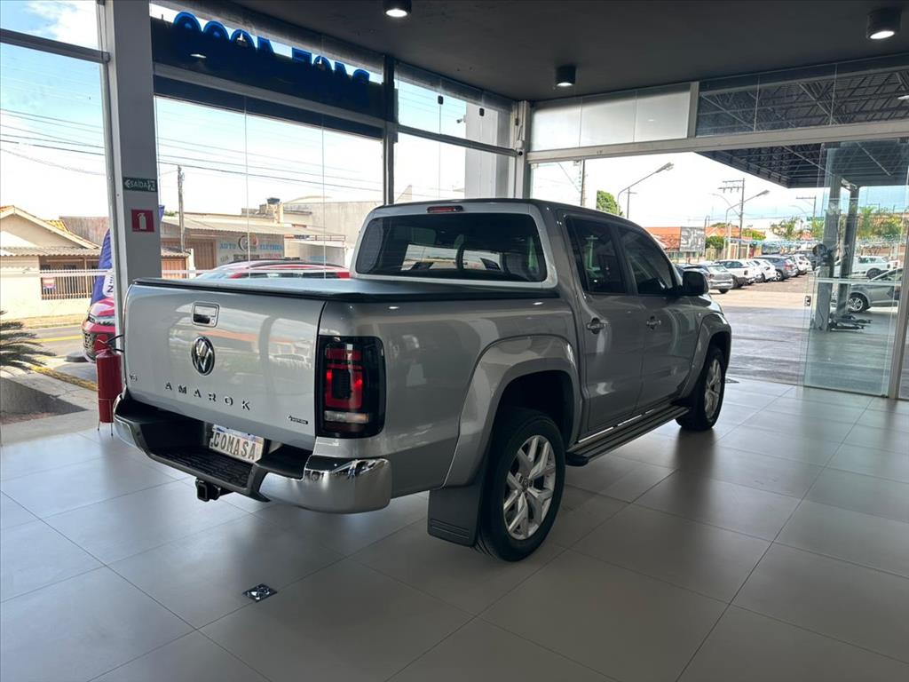 AMAROK 3.0 V6 TDI DIESEL HIGHLINE CD 4MOTION AUTOMÁTICO5