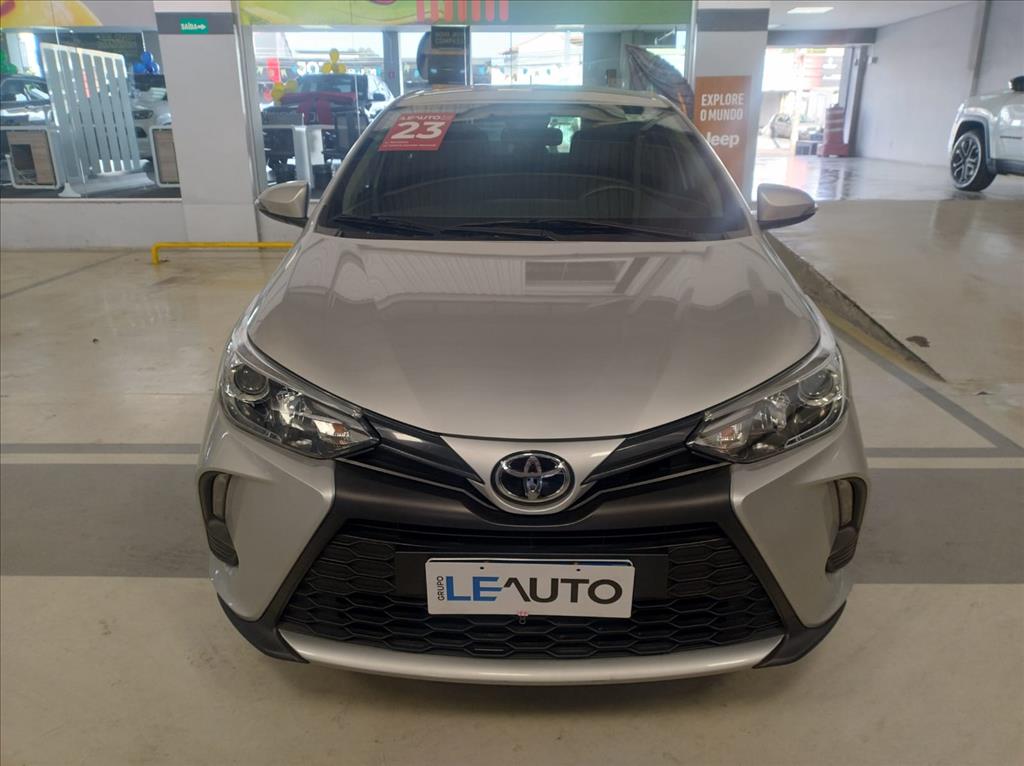YARIS 1.5 16V FLEX SEDAN XS CONNECT MULTIDRIVE