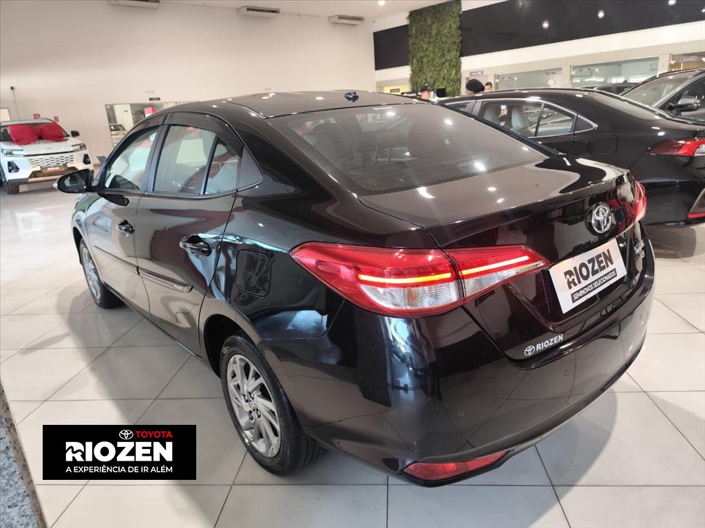YARIS 1.5 16V FLEX SEDAN XS CONNECT MULTIDRIVE3