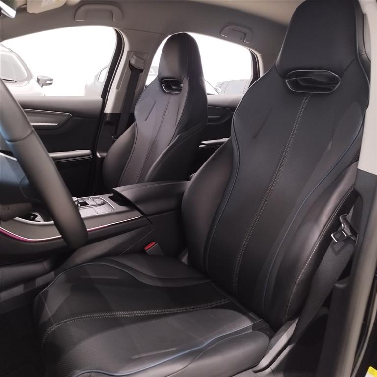 KING 1.5 DM-I PHEV GS AUTOMÁTICO13