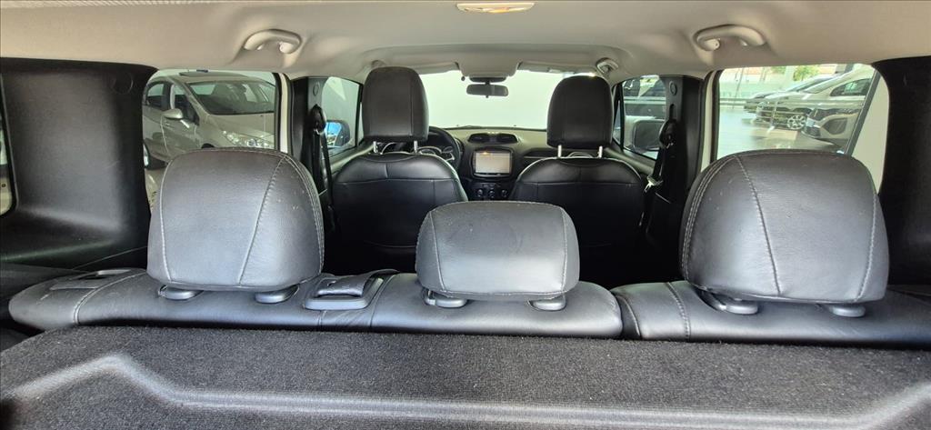RENEGADE 1.8 16V FLEX SPORT 4P AUTOMÁTICO12