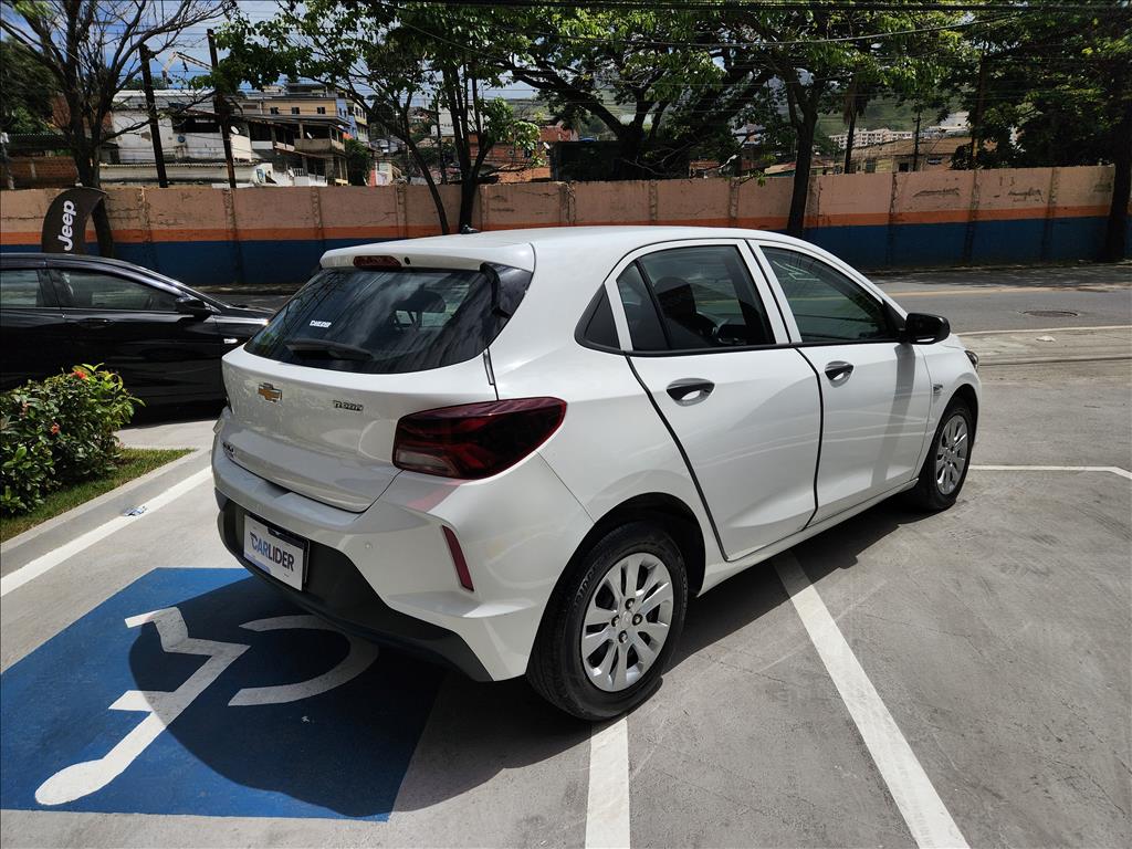 ONIX 1.0 TURBO FLEX AUTOMÁTICO4