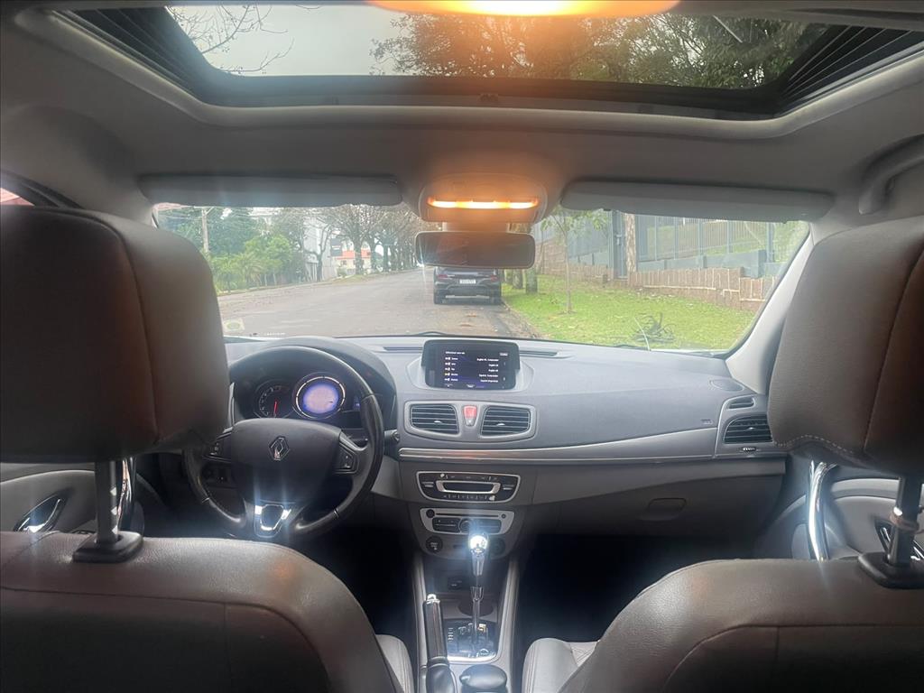 Renault-FLUENCE-2.0 PRIVILÉGE 16V FLEX 4P AUTOMÁTICO