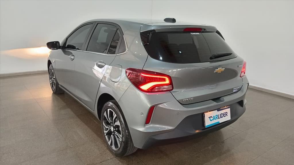 ONIX 1.0 TURBO FLEX PREMIER AUTOMÁTICO9