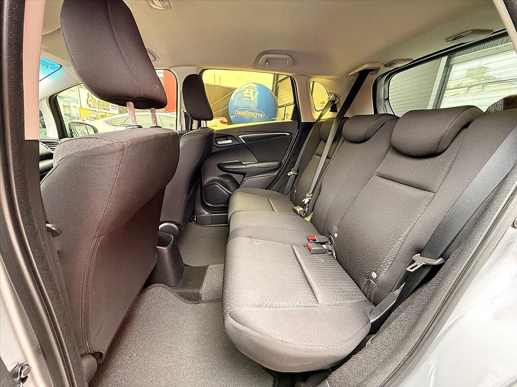 Honda Fit - 1.5 LX 16V FLEX 4P AUTOMÁTICO