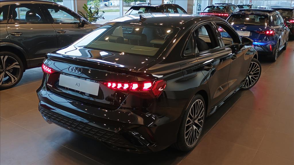 A3 2.0 40 TFSI GASOLINA SEDAN PERFORMANCE BLACK S-TRONIC12