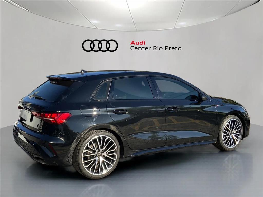 Audi-A3-2.0 40 TFSI GASOLINA SPORTBACK PERFORMANCE BLACK S-TRONIC