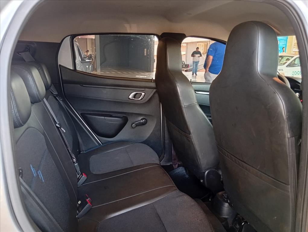 KWID 1.0 12V SCE FLEX INTENSE MANUAL8