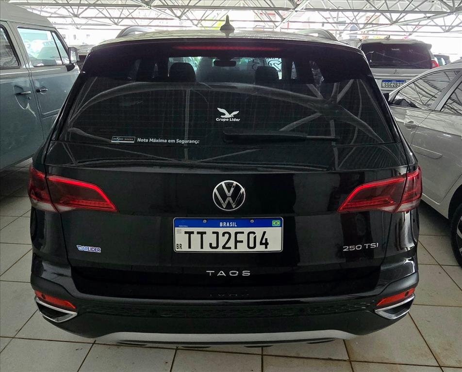 TAOS 1.4 250 TSI TOTAL FLEX HIGHLINE AUTOMÁTICO4