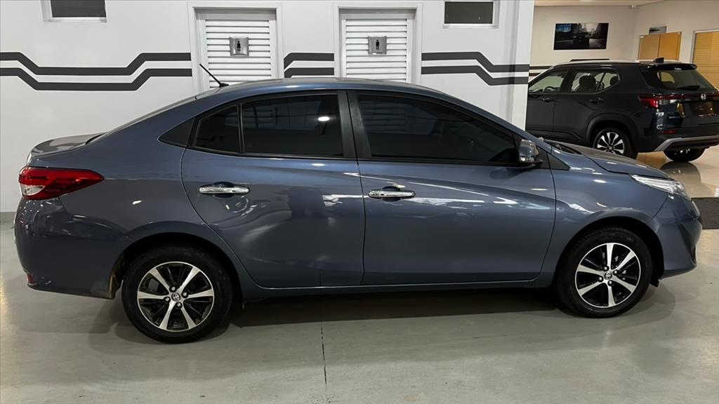 YARIS 1.5 16V FLEX SEDAN XLS MULTIDRIVE4