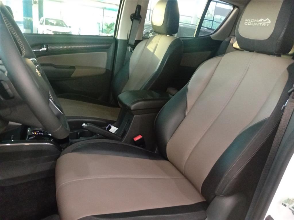 TRAILBLAZER 2.8 16V TURBO DIESEL HIGH COUNTRY 7L 4X4 AUTOMÁTICO