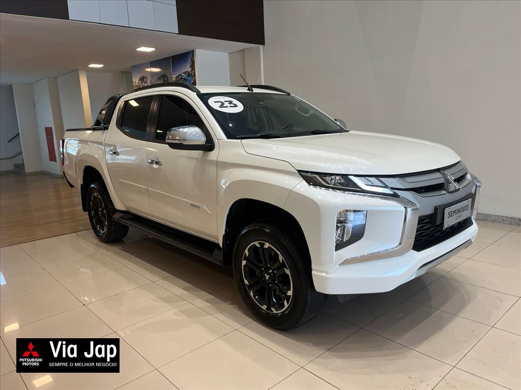 Mitsubishi-L200 TRITON-2.4 16V TURBO DIESEL SPORT HPE CD 4P 4X4 AUTOMÁTICO