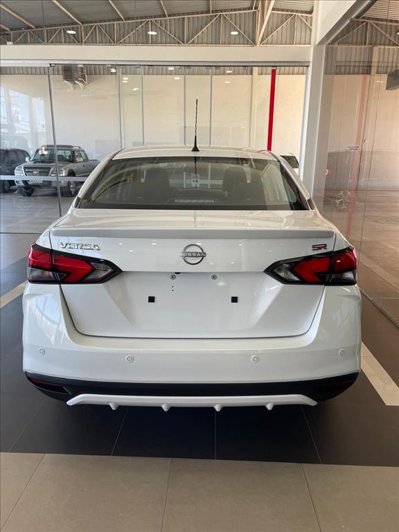 VERSA 1.6 16V FLEX SR XTRONIC5