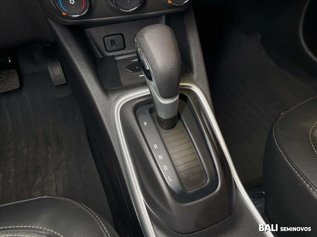 TRACKER 1.0 TURBO FLEX LTZ AUTOMÁTICO15