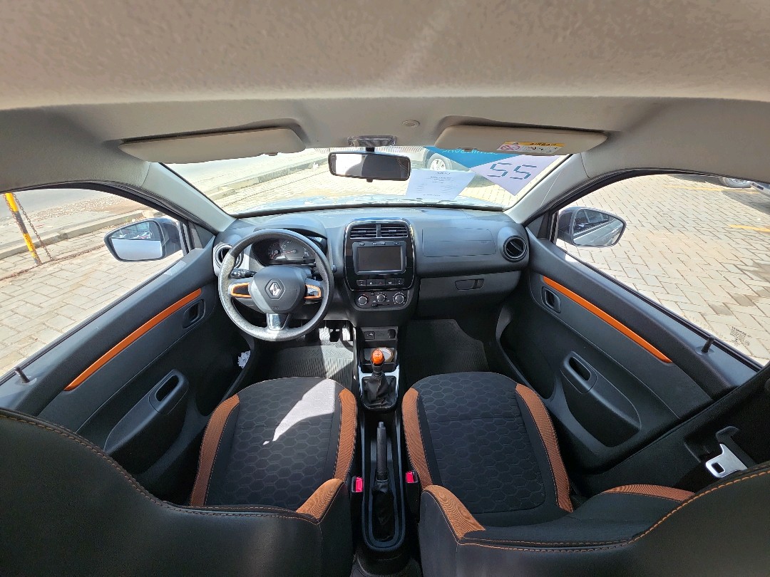 Renault-KWID-1.0 12V SCE FLEX OUTSIDER MANUAL