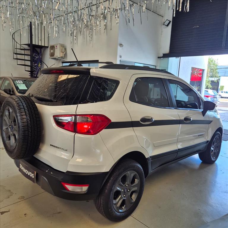 ECOSPORT 1.5 TI-VCT FLEX FREESTYLE AUTOMÁTICO3