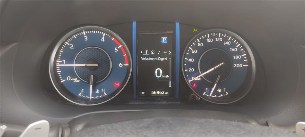 HILUX SW4 2.8 D-4D TURBO DIESEL SRX PLATINUM 7L 4X4 AUTOMÁTICO5