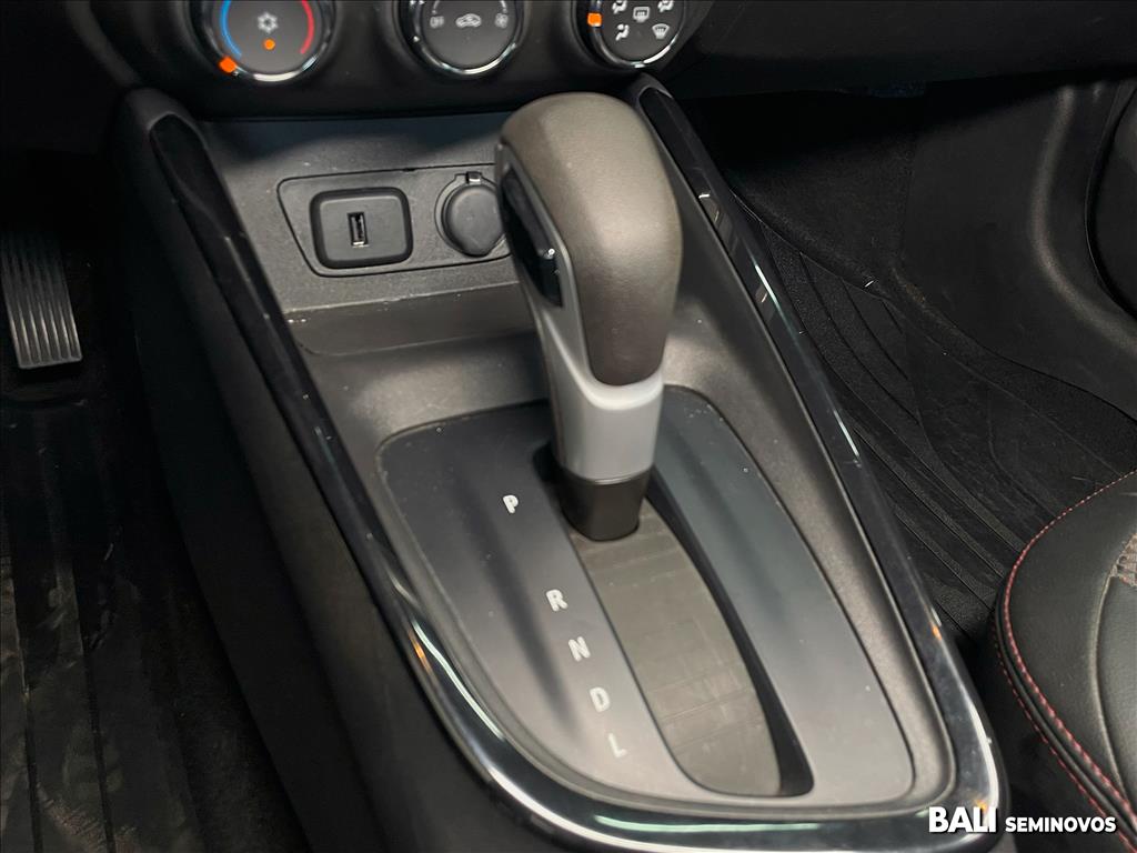 ONIX 1.0 TURBO FLEX PREMIER AUTOMÁTICO