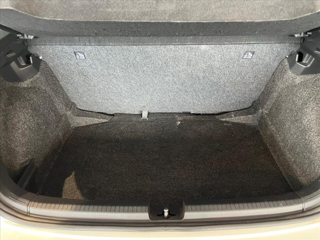 POLO 1.0 MPI TRACK MANUAL20