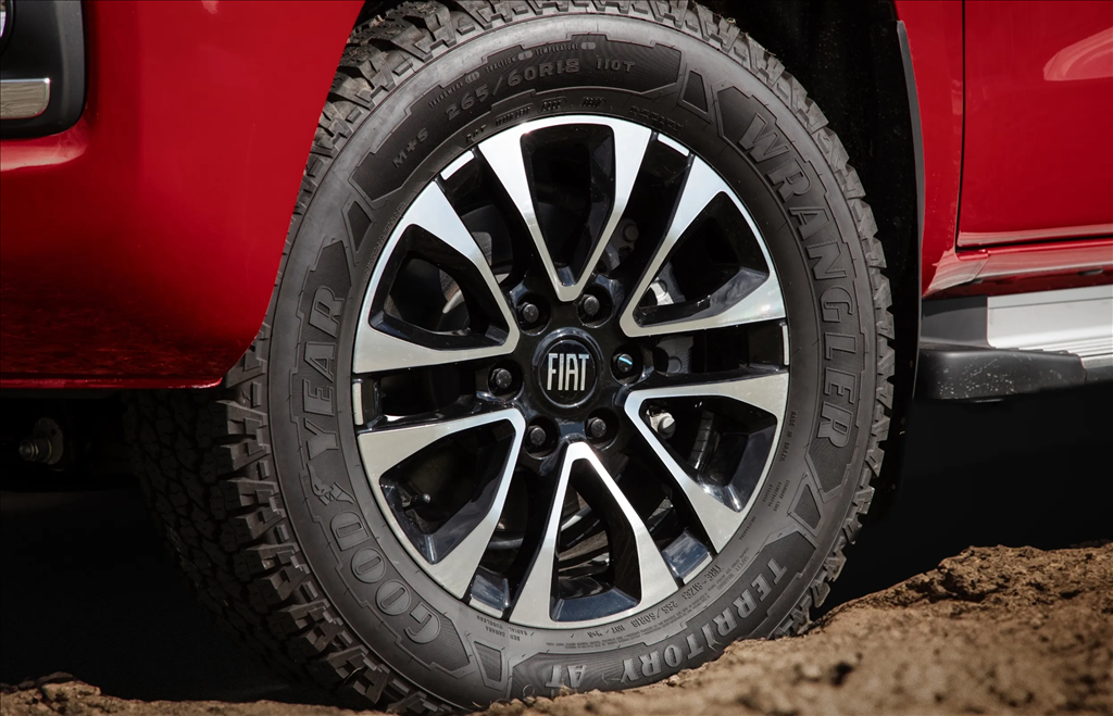 TITANO 2.2 TURBO DIESEL RANCH 4X4 AT83