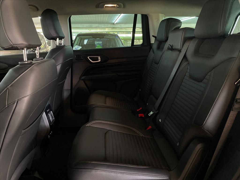 COMMANDER 1.3 T270 TURBO FLEX LONGITUDE AT68