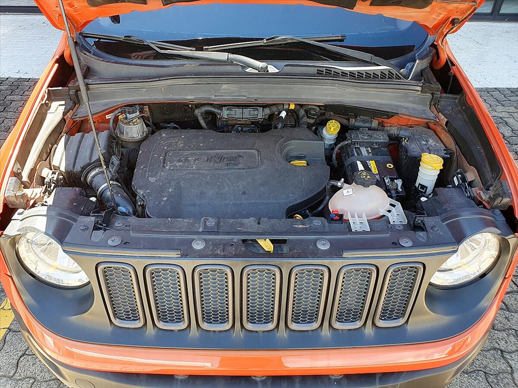 Jeep Renegade - 2.0 16V TURBO DIESEL TRAILHAWK 4P 4X4 AUTOMÁTICO