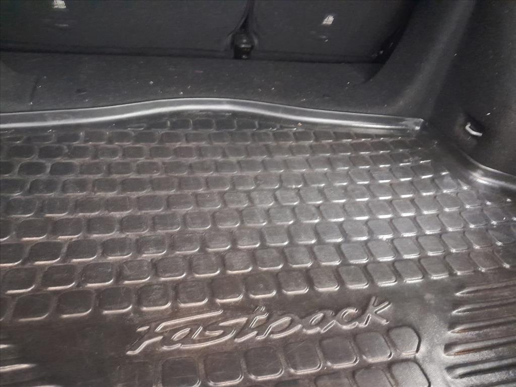 Fiat-FASTBACK-1.3 TURBO 270 FLEX LIMITED EDITION AT6