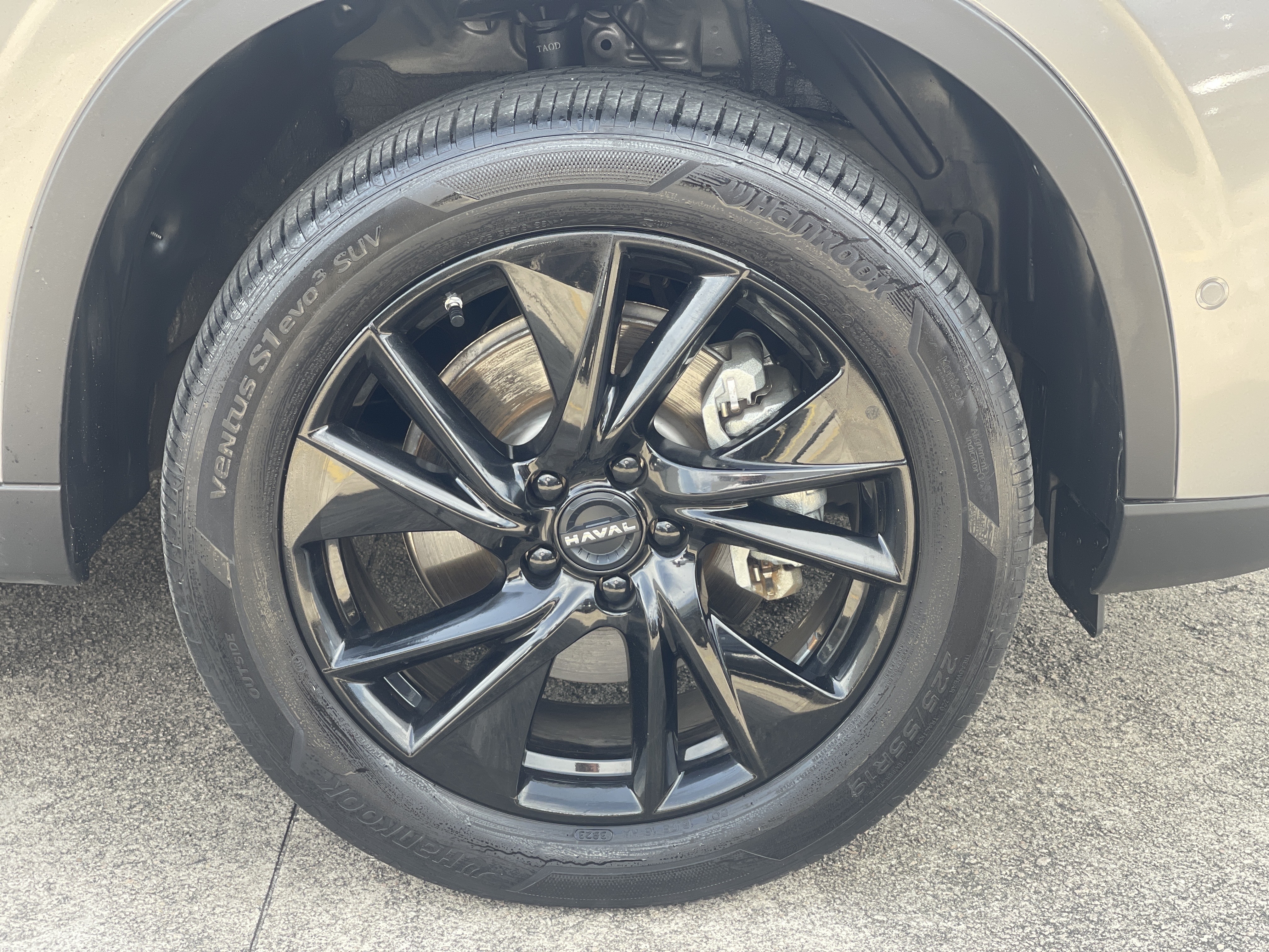HAVAL H6 1.5 HEV PREMIUM E-TRACTION6