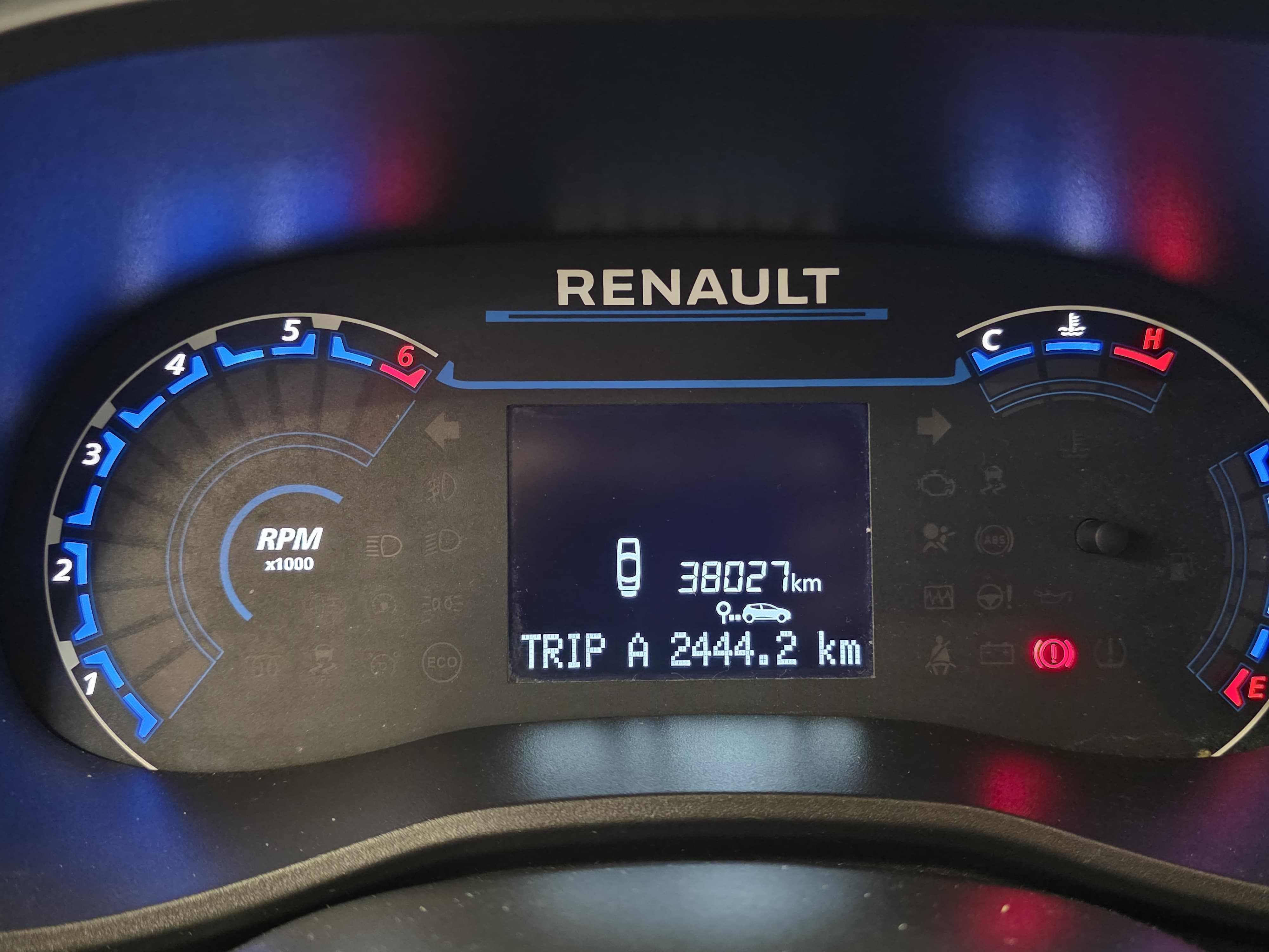 KWID 1.0 12V SCE FLEX INTENSE MANUAL9