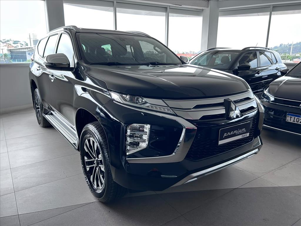 PAJERO SPORT 2.4 16V MIVEC TURBO DIESEL HPE AWD AUTOMÁTICO1