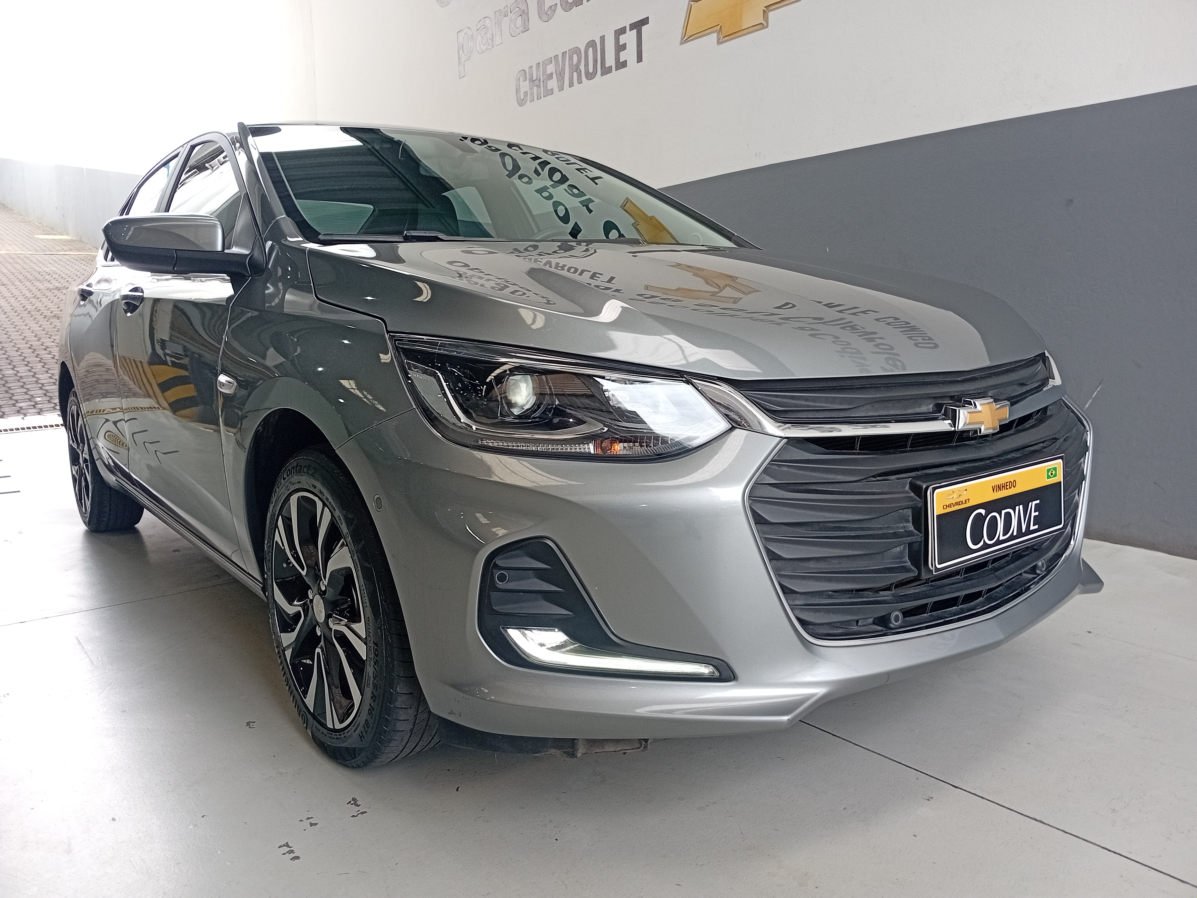 ONIX PLUS 1.0 TURBO FLEX PREMIER AUTOMÁTICO1