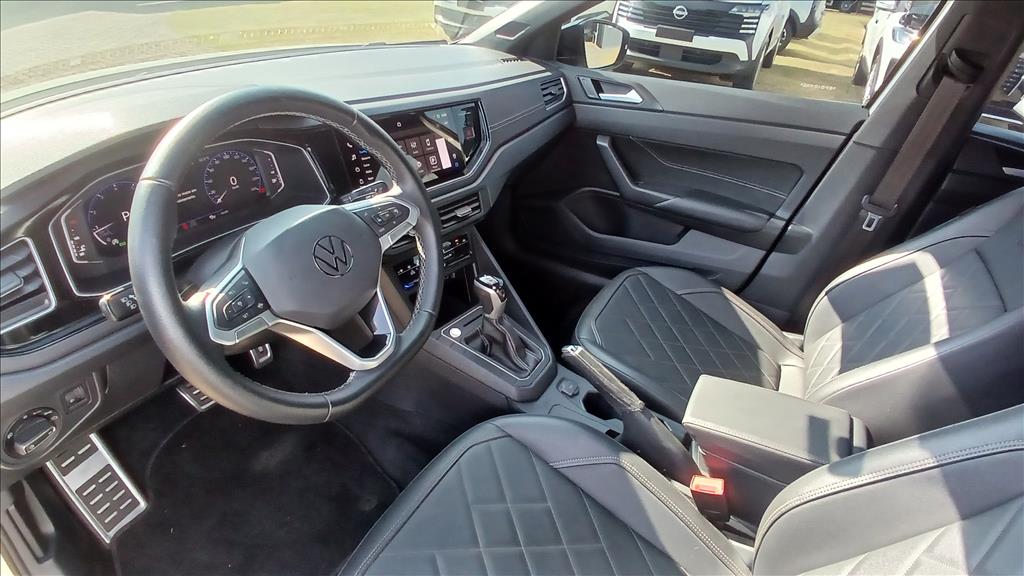 VIRTUS 1.4 250 TSI EXCLUSIVE AUTOMÁTICO10