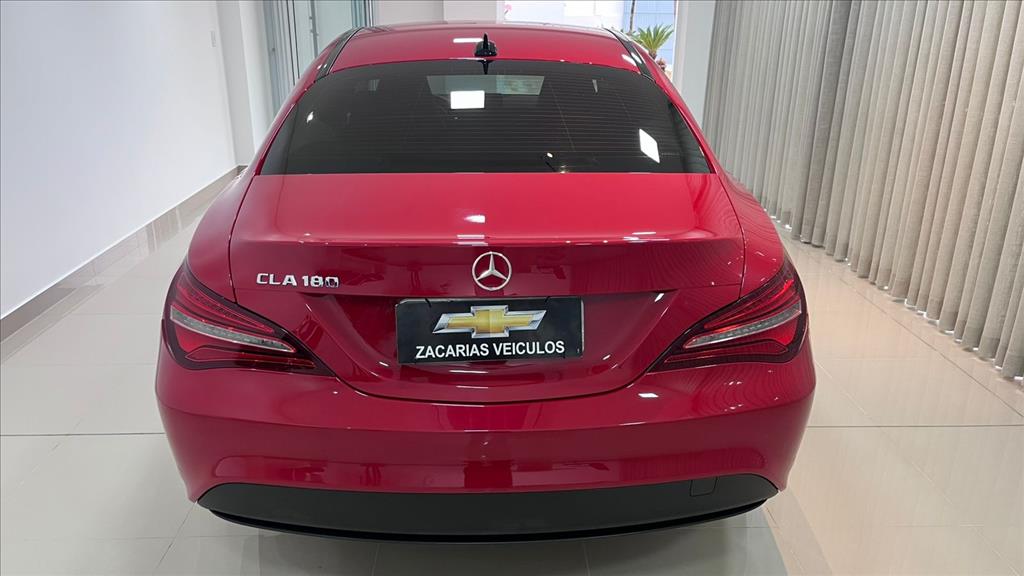 CLA 180 1.6 CGI GASOLINA 7G-DCT