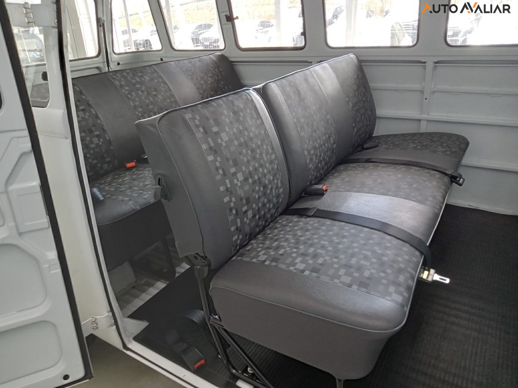 KOMBI 1.6 STD 8V GASOLINA 3P MANUAL7