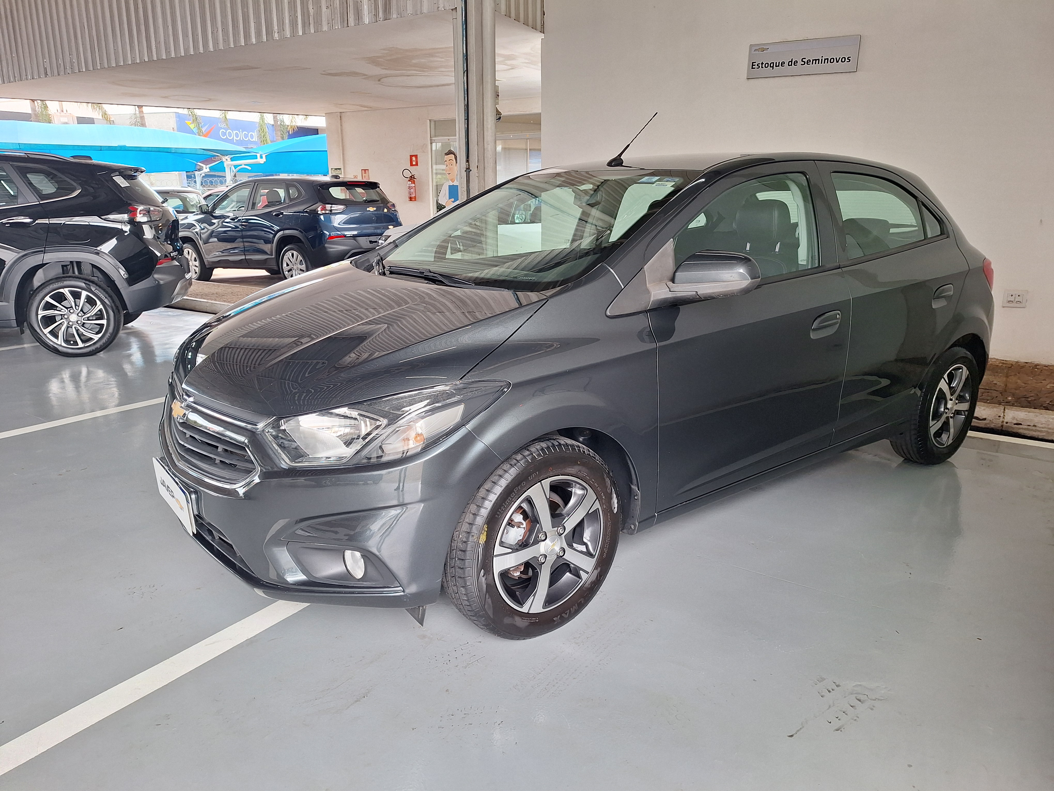 GM - Chevrolet-ONIX-1.4 MPFI LTZ 8V FLEX 4P AUTOMÁTICO