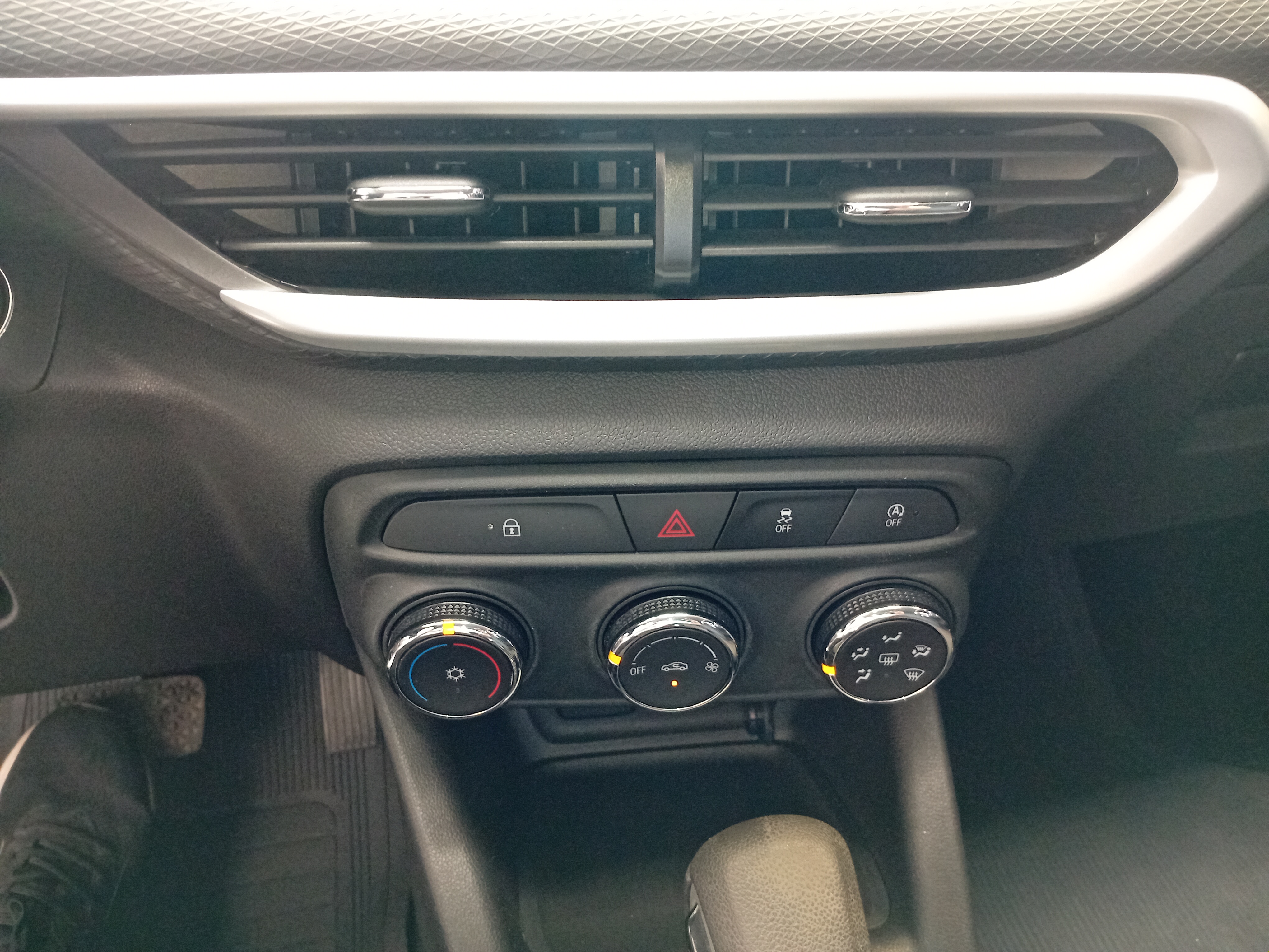 TRACKER 1.0 TURBO FLEX LT AUTOMÁTICO9