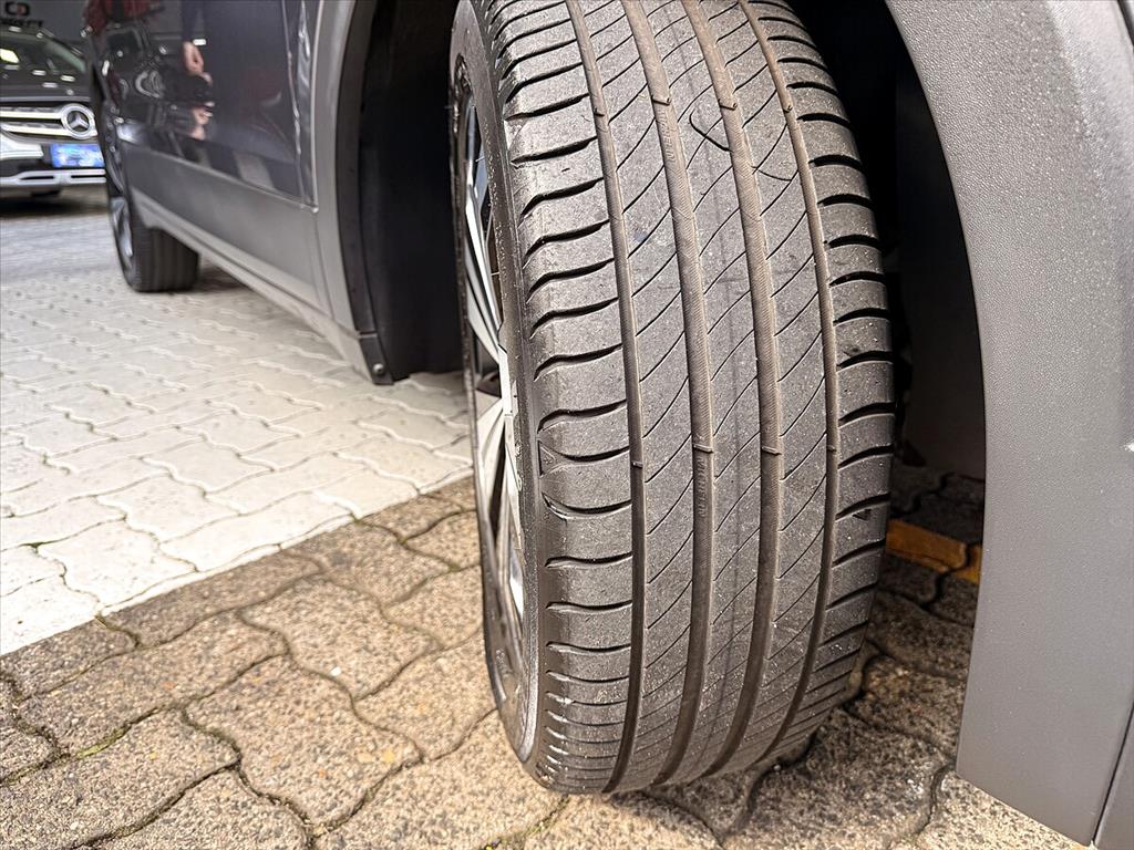 Volkswagen T-Cross - 1.0 200 TSI TOTAL FLEX COMFORTLINE AUTOMÁTICO