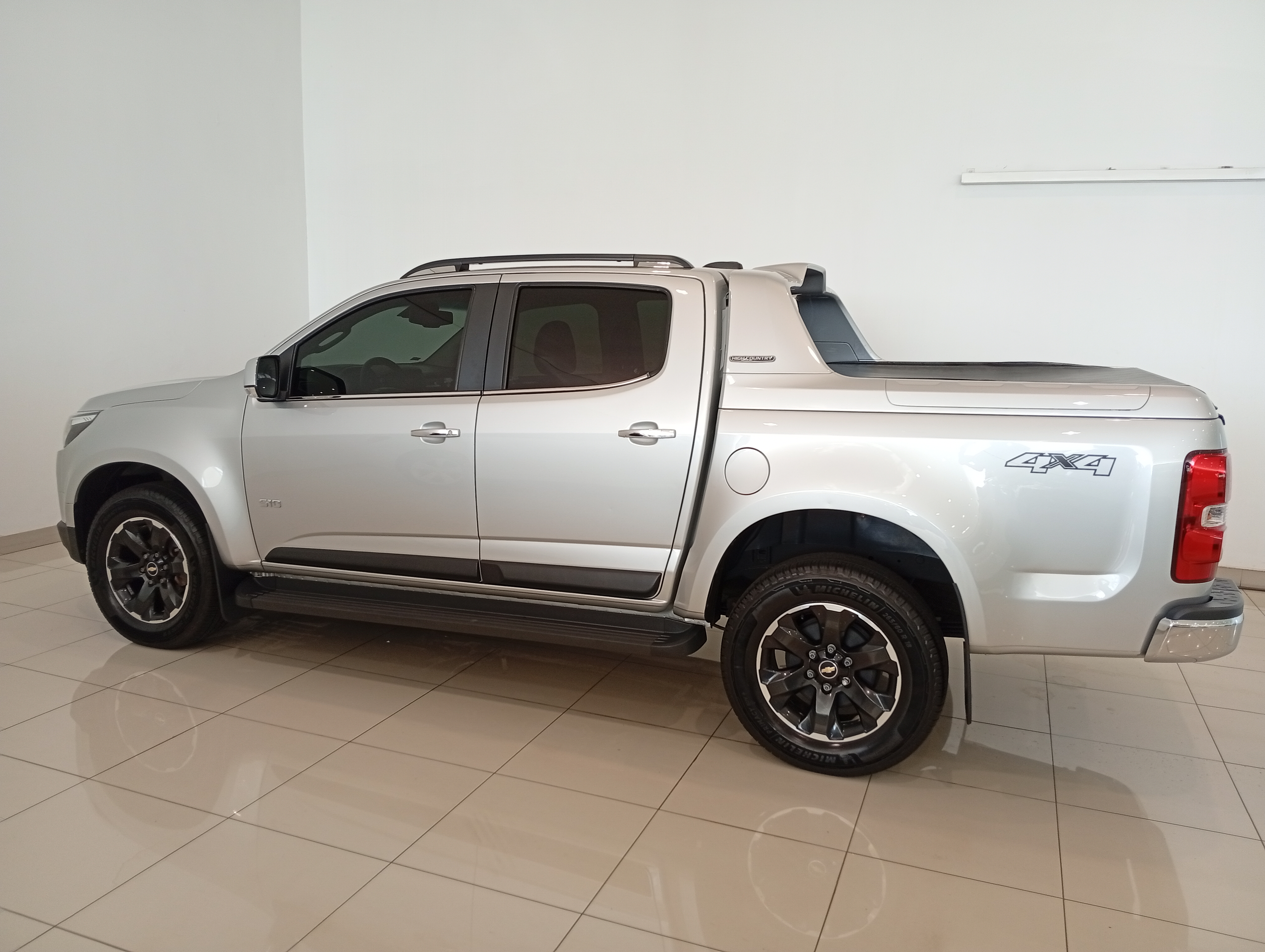 Chevrolet S10 2.8 16V Turbo Diesel High Country Cd 4X4 Automático - foto 6