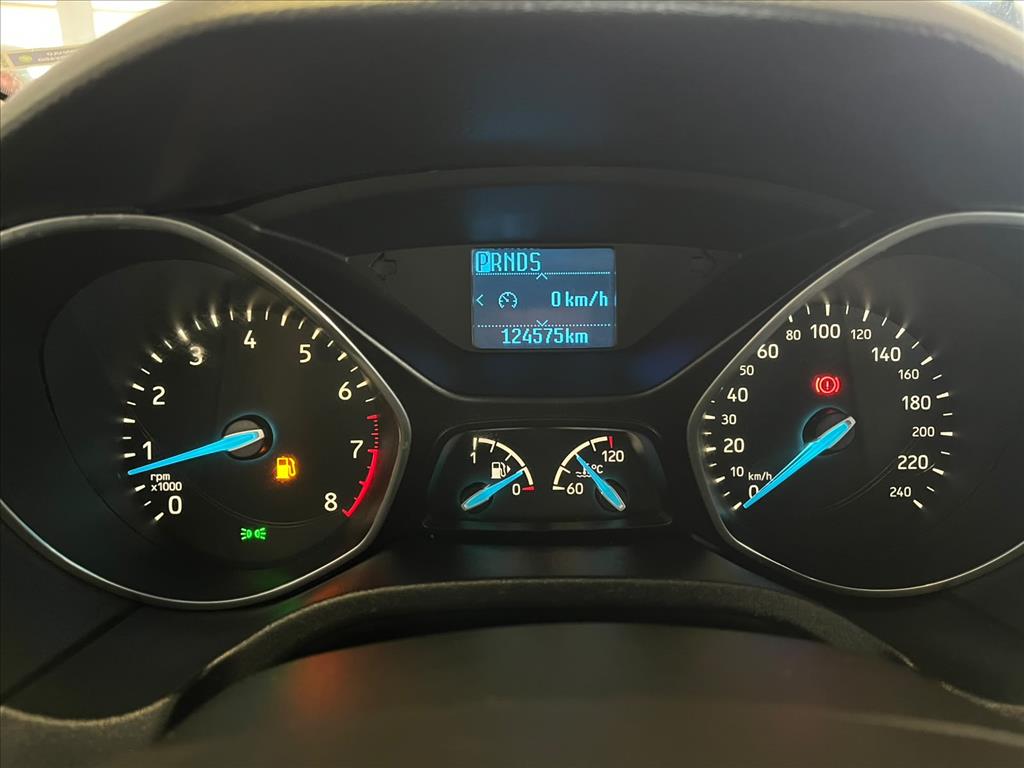 FOCUS 2.0 SE PLUS FASTBACK 16V FLEX 4P POWERSHIFT7