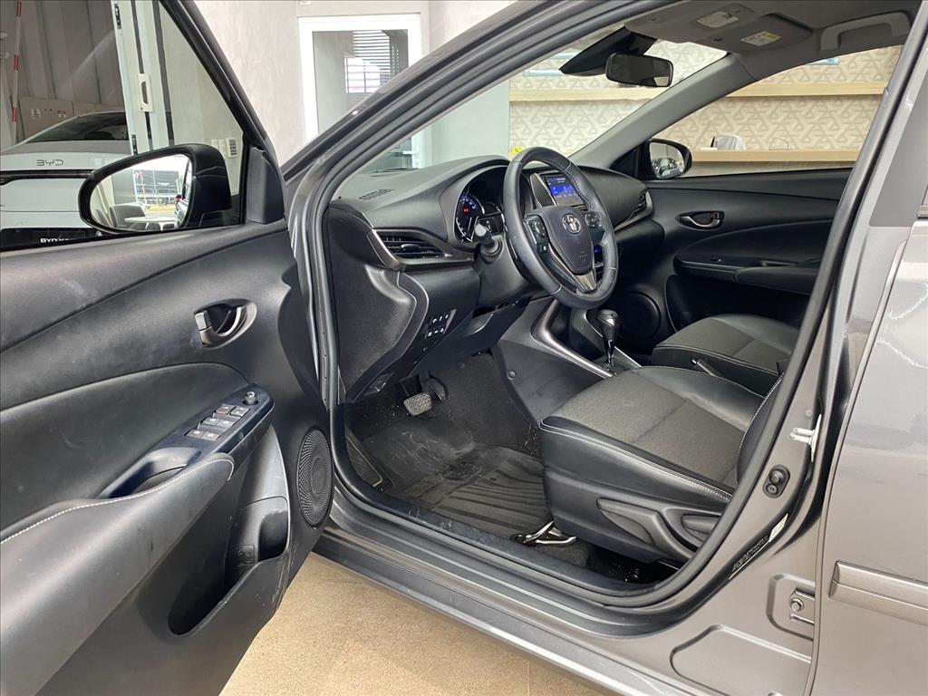 YARIS 1.5 16V FLEX XS MULTIDRIVE9