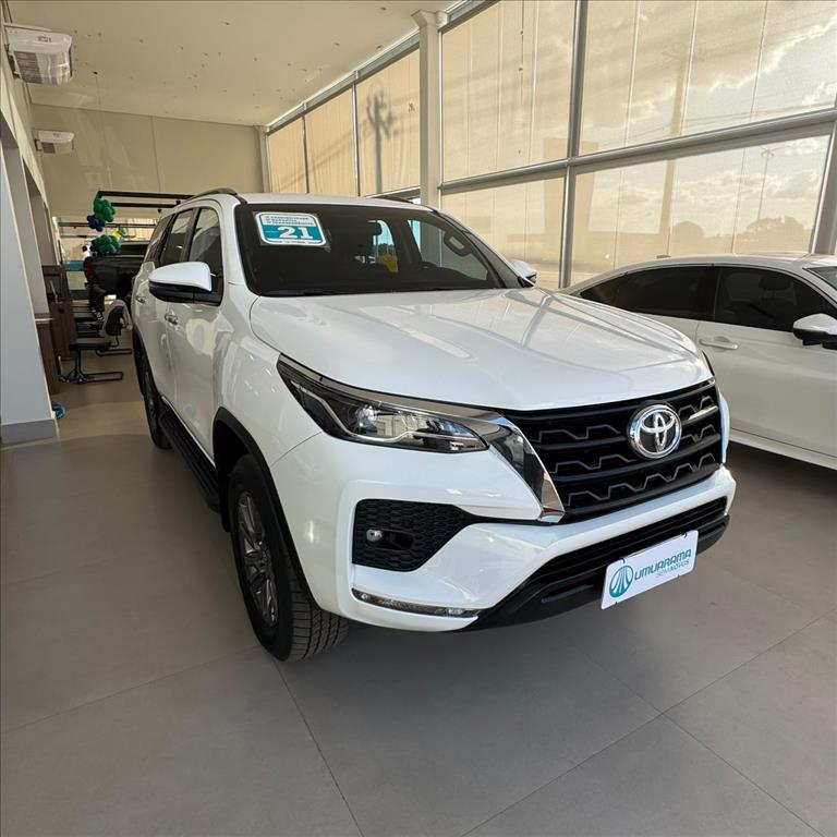 HILUX SW4 2.7 VVT-i FLEX SRV 7L 4X2 AUTOMÁTICO1