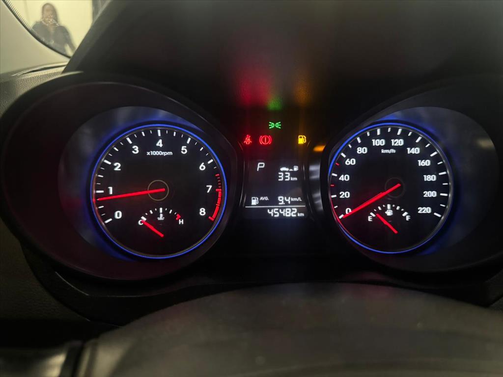 Hyundai-HB20X-1.6 16V PREMIUM FLEX 4P AUTOMÁTICO