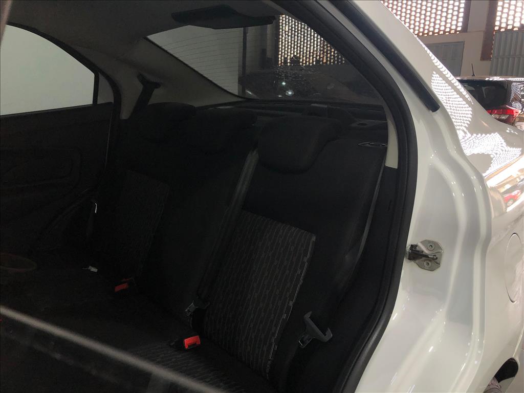KA 1.0 TI-VCT FLEX SE SEDAN MANUAL