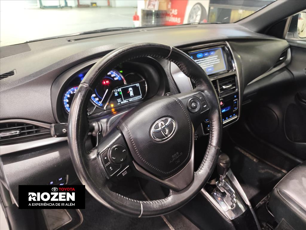 YARIS 1.5 16V FLEX XLS CONNECT MULTIDRIVE13